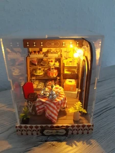 Miniatur-Stube, Haus, Mini-Welt-mit Beleuchtung-bereits fertiggestellt-Unikat  - Bild 1 von 6