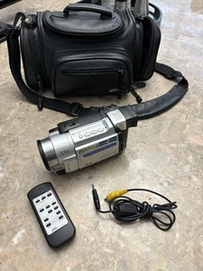 JVC GR-DVL520U Mini DV Digital Camcorder W/ Battery - Picture 1 of 13