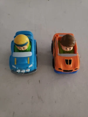 Mattel Fisher Price Little People s Coche Vehículo Lote de 2 ROLLOS DE PLÁSTICO EXCELENTE Foto 1 de 4