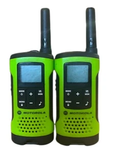 Motorola TalkAbout T261TPB Two-Way Radio Walkie-Talkies (TRP054108) - Photo 1/5