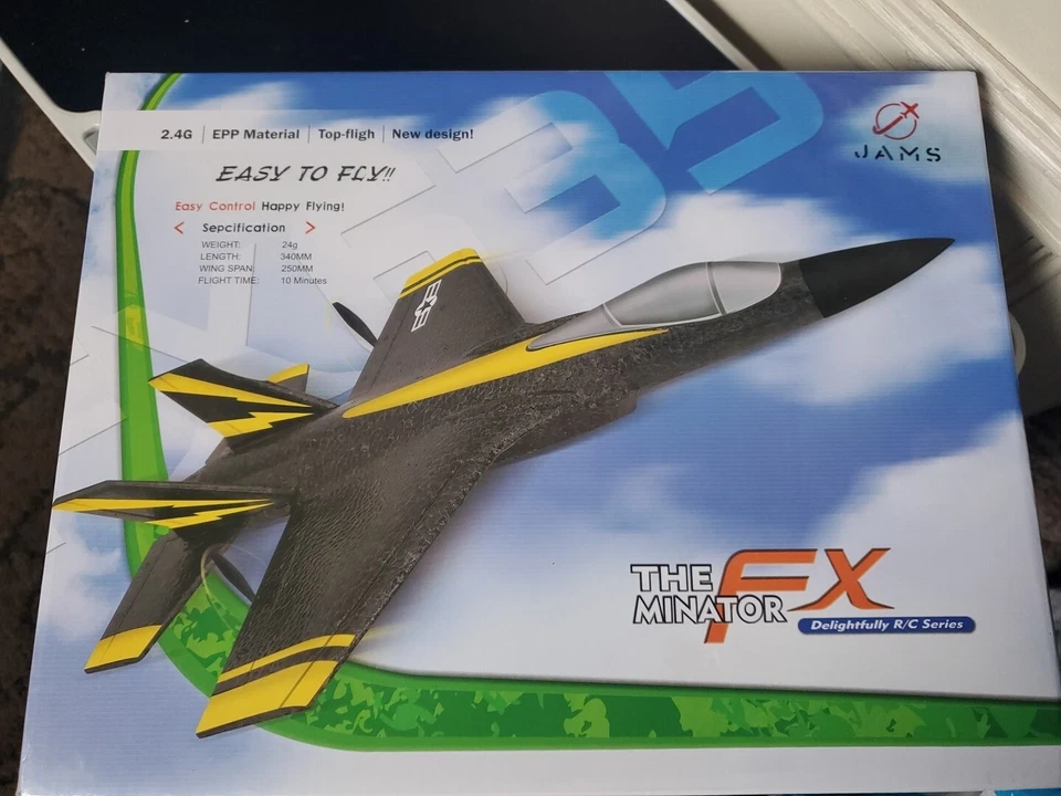 NIB The FX MINATOR RC Stunt Foam Aircraft FX620 Easy To Fly Black/yellow - Image 1 of 3
