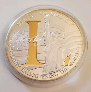 American Mint Statue of Liberty | 40 MM MEDAL | GOLD "L" 2011 - Picture 1 of 9
