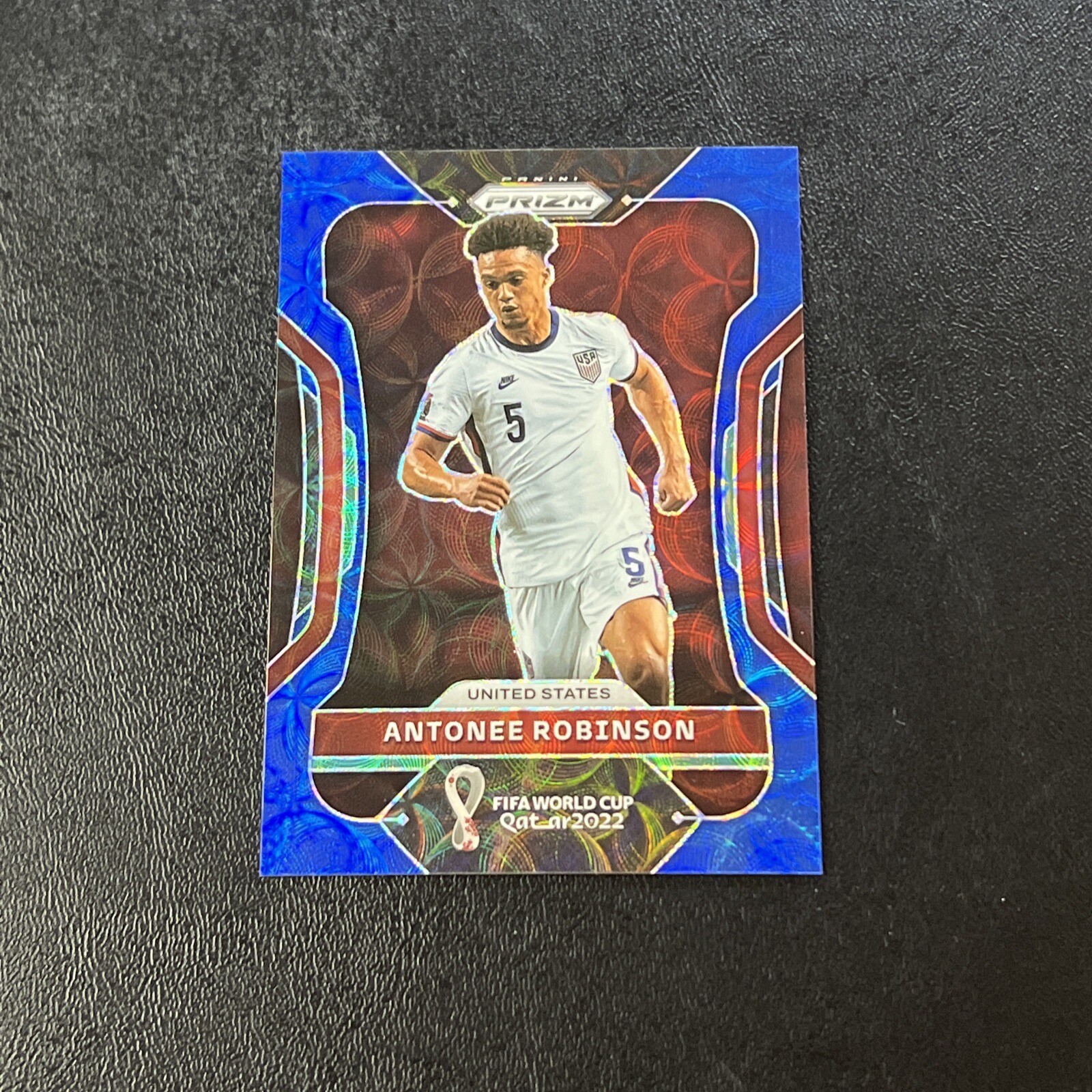 2022 Panini Prizm World Cup Qatar Choice Blue Prizm /135 Antonee Robinson #199