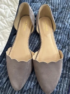 Isacc Mizrahi Ballet Flats with Scalloped  Details in Gray- Women's 8.5 - Picture 1 of 8