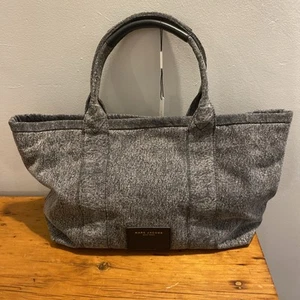 Marc Jacobs Women's Tote Handbag, Large M0010669-001 Grey NWT Purse - Picture 1 of 17