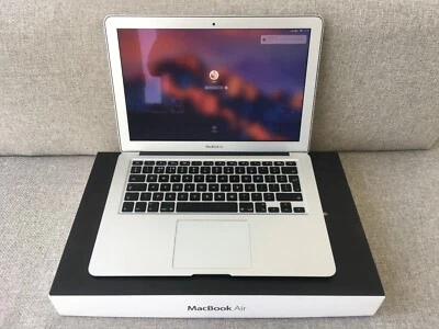 Apple MacBook Air 13-inch Late 2010 MC504LL/A  A1369 - Image 1 of 4