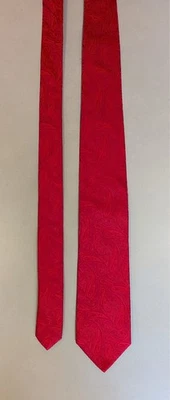 Corbata de seda Chaps Ralph Lauren en rojo liso con cachemira texturizada 3,2 x 58" Foto 1 de 4