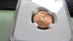2001 P LINCOLN CENT NGC ERRORE DI CONIO UNC. BROADSTRUCK NORTH EAST ERROR COLLECTION - Foto 1 di 5