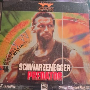 Predator–1987 20th Century Fox–1152-85 LaserDisc - Picture 1 of 3
