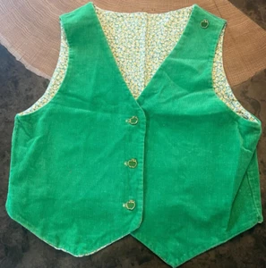 HANDMADE GREEN CORDUROY GREEN & YELLOW APPLE VEST SZ L - Picture 1 of 7
