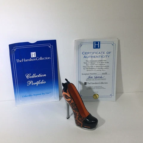 The Hamilton Collection Sole of Chicago (NFL Chicago Bears) NIB with COA Cover