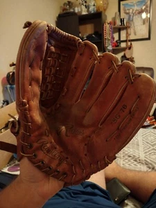 VTG Rawlings SG 76 Ball Glove Fastback Model Right Hand Throw *Game Ready* - Picture 1 of 4
