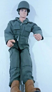 Vintage 1999 Lanard Toys Ltd GI Joe Actionfigur Militär Hose Jacke Stiefel Helm - Bild 1 von 12