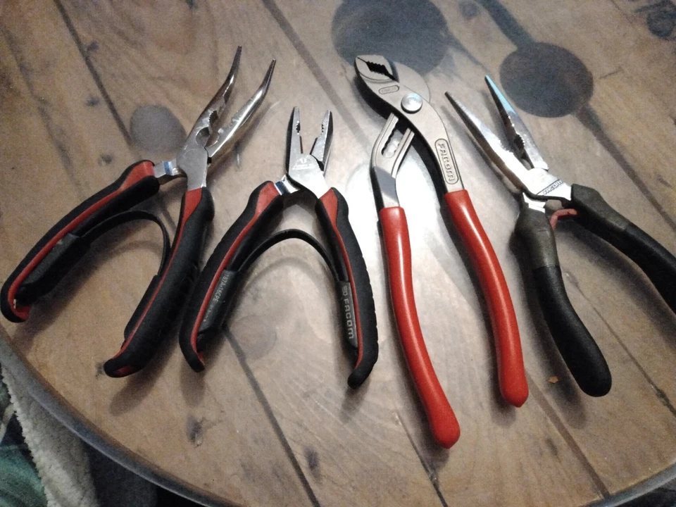 Lot Pinces Facom - Photo 1/4