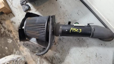 2011-2016 F250SD F350SD K&N Cold Air Cleaner/Box 6.7L (diesel) Foto 1 de 4