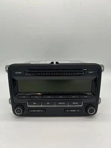 Volkswagen 2014-2017 Jetta Beetle AM/FM/CD OEM Radio 1K0035164H - Picture 1 of 3