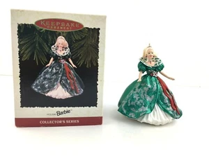 Hallmark Holiday Barbie 1995 #3 recuerdo adorno de Navidad QXI5057 - Imagen 1 de 7