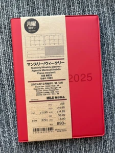 In Stock MUJI Planner mensile/settimanale inizio dicembre 2024 taglia A6 - Foto 1 di 1
