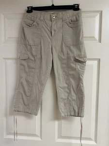 EST. 1946 Sz Classic 8 Khaki Cargo Capri Safari Hiking Outdoors Travel Biking - Picture 1 of 15
