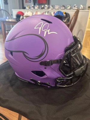 明尼苏达维京人贾斯汀·杰斐逊签名 RAVE 全尺寸正品头盔 🔥 — 第 1/4 张图片