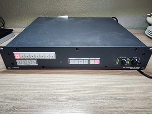 Matriz de presentación digital Extron DTP CrossPoint serie 84 DTPCP84IPCP 4k HDMI - Imagen 1 de 16