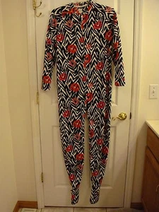 Women's Joe Boxer Zebra Print Red Lips Kisses Footed Winter Pajamas Size L - Picture 1 of 1