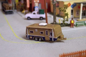 N scale Companion camping trailer finished N gauge model train detail neat tn/bl - Picture 1 of 4