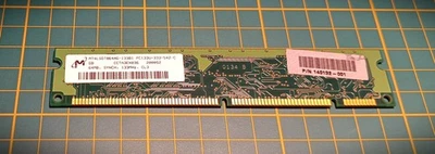 RAM Micron 64MB SDRAM PC133 133MHz CL3 DIMM 168-Pin Non-ECC - Immagine 1 di 2