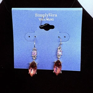 Pendientes de gancho colgantes Simply Vera (Vera Wang) cristal marqués rosa 1,5" nuevos de stock - Imagen 1 de 4
