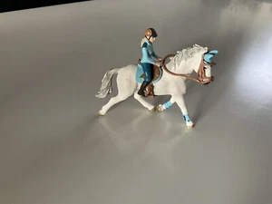 Schleich 42111 Turnierreiterin Mit Pferd Von 2013 - Bild 1 von 6