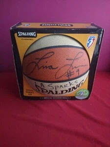 Lisa Leslie Singed Autographed LA SPARKS SPALDING WNBA BALL - Picture 1 of 13