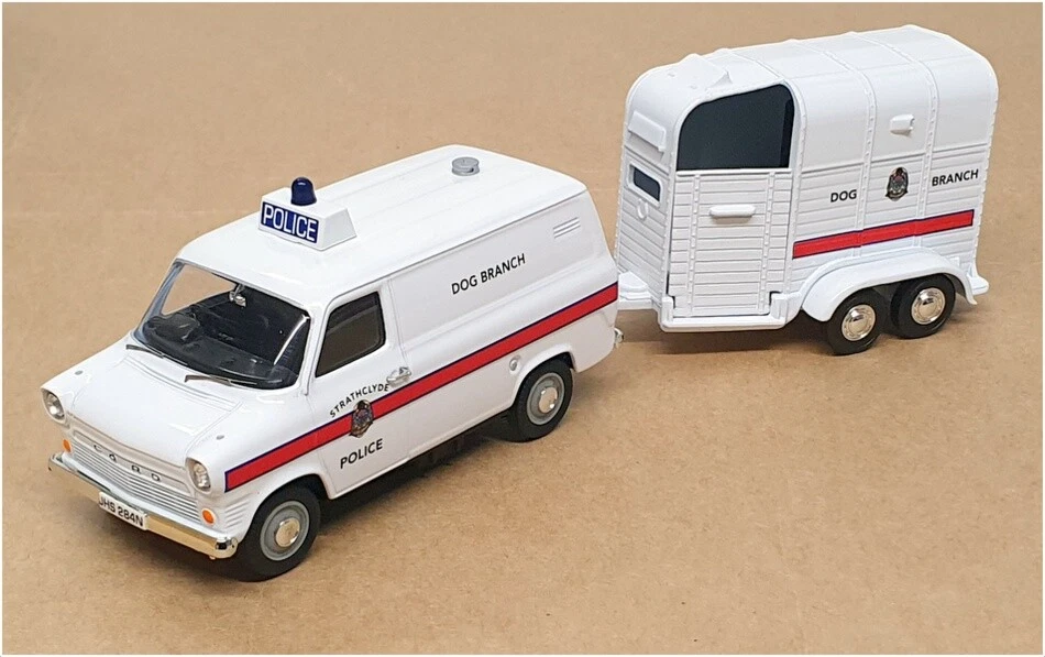 Vanguards 1/43 Scale VA06615 - Ford Transit Van & Trailer Strathclyde Police Dog - Image 1 of 4