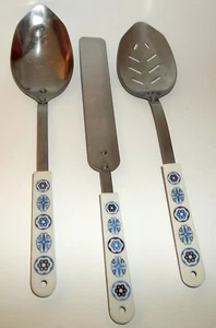 3 Vtg Ace Stainless Kitchen Cooking Utensils Blue Flower Handle Spoons Spreader - Picture 1 of 5