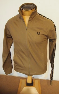 Fred Perry 棉混纺对比胶带田径夹克 J5557 全新带标签 XS $140 卡其色棕褐色 — 第 1/4 张图片