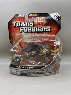 Backstop Transformers Universe - Hasbro Collector's Club - Image 1 of 4