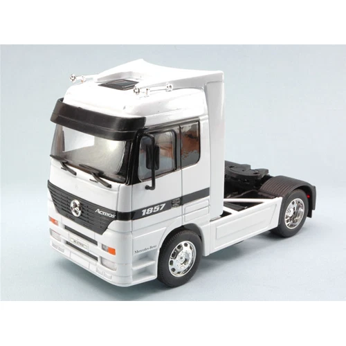 MERCEDES ACTROS 1857 WHITE 1:32 Welly Camion Modellino Nuovo - Immagine 1 di 1