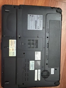 Toshiba Satellite A205-S580 - Foto 1 di 17