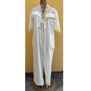 Vintage Miss Dior Nightgown Cream Colored Lace Linen Negligee Union Made Petite - Picture 1 of 8
