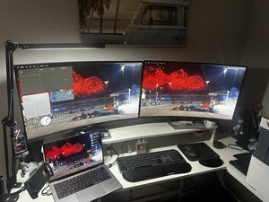 Dell S3221QS 32 inch Curved 4K UHD Monitor - Picture 1 of 3