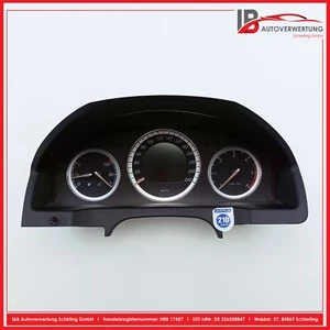 Mercedes Benz C-Class W204 C220 CDI Speedometer Combo Instrument A2045403048 - Picture 1 of 7