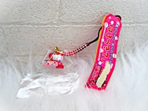 HELLO KITTY VINTAGE SCHLÜSSELANHÄNGER REISSVERSCHLUSS MASKOTTCHEN SANRIO GOTOCHI KOTATSU SCHNEE WINTER - Bild 1 von 2