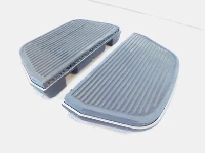 Reposapiés de pasajero izquierdo derecho Harley Davidson Road King Electra Glide estribos Foto 1 de 4