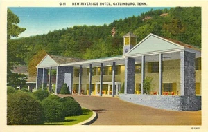 New Riverside Hotel Gatlinburg Tennessee TN Postcard - Picture 1 of 2
