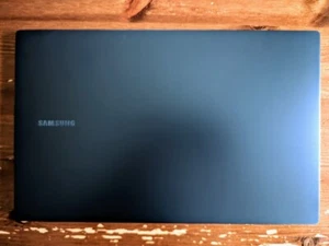 Samsung Galaxy Book Pro Intel Evo Platform, 15.6", i7-1165G7, 16GB, 1TB SSD - Picture 1 of 12