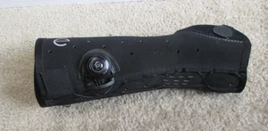 Exos Boa Removable Right Wrist Open Thumb Cast Brace Size Small - Picture 1 of 5