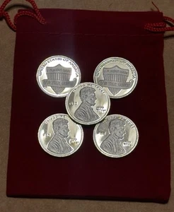(5) 1/10 Troy Ounce .999 Silver Rounds With Keepsake Pouch - Picture 1 of 2