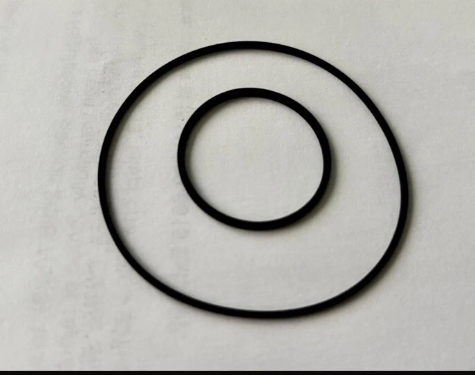 Original AIWA AD M800 tape deck NEW belts set (square). - Image 1 of 1