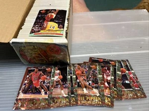 1992/93 Fleer Ultra Basketball Card Complete Set 1-375 + 11 cards Pippen set -#8 - Picture 1 of 4