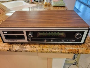 VINTAGE SOUNDWAVE 8 Track Stereo 8TP-716 AM/FM Receiver. - Picture 1 of 5