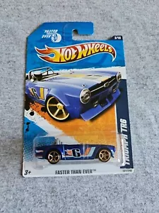 2010 Hot Wheels TRIUMPH TR6 Blue 131/240 GREAT CARD Faster Than Ever - Picture 1 of 4